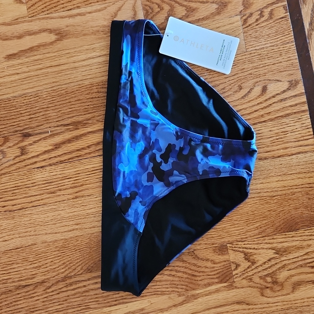 Freestyle camo medium bikini bottom